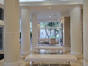 770 Claughton Island Dr 2108, Miami FL 33131