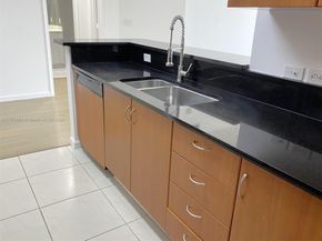 18800 NE 29th Ave 1028, Aventura FL 33180