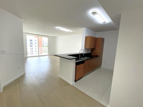 18800 NE 29th Ave 1028, Aventura FL 33180
