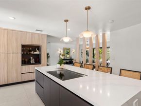 251 E Shore Dr E, Miami FL 33133