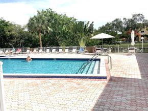 7785 SW 86th St E414, Miami FL 33143