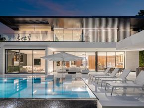 Undisclosed Address #A11866151, Miami FL 33137