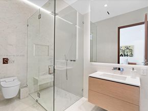 Undisclosed Address #A11866151, Miami FL 33137