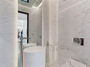 Undisclosed Address #A11866151, Miami FL 33137