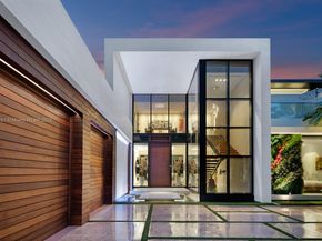 Undisclosed Address #A11866151, Miami FL 33137