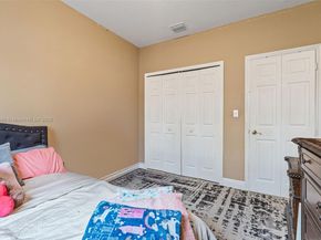 211 SW 15th Ter, Homestead FL 33030