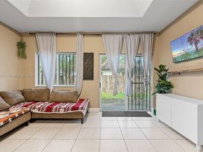 211 SW 15th Ter, Homestead FL 33030