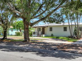 2725 SW 82nd Ave, Miami FL 33155