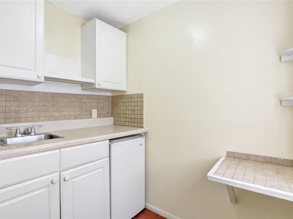 2725 SW 82nd Ave, Miami FL 33155