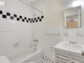 2725 SW 82nd Ave, Miami FL 33155