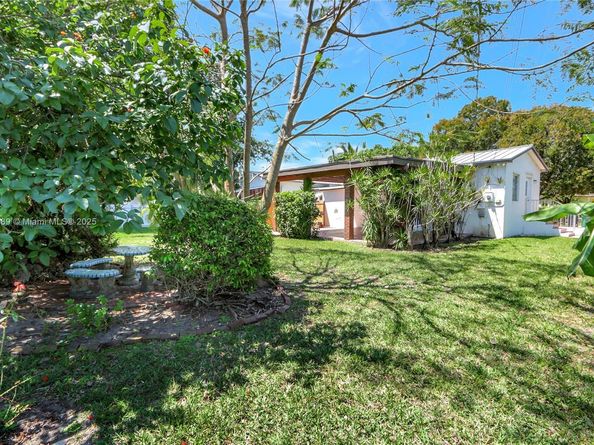 2725 SW 82nd Ave, Miami FL 33155