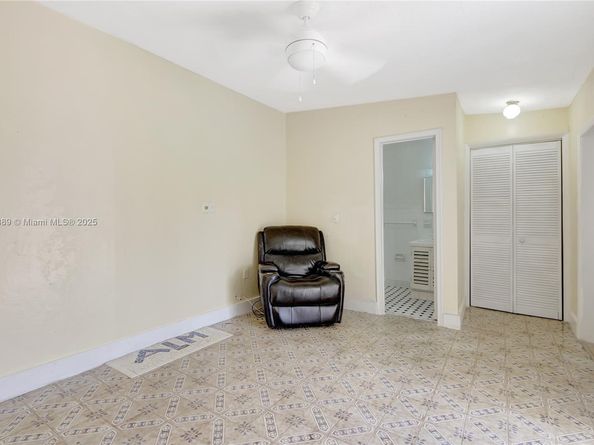 2725 SW 82nd Ave, Miami FL 33155