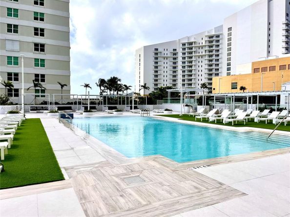 770 Claughton Island Dr 1405, Miami FL 33131