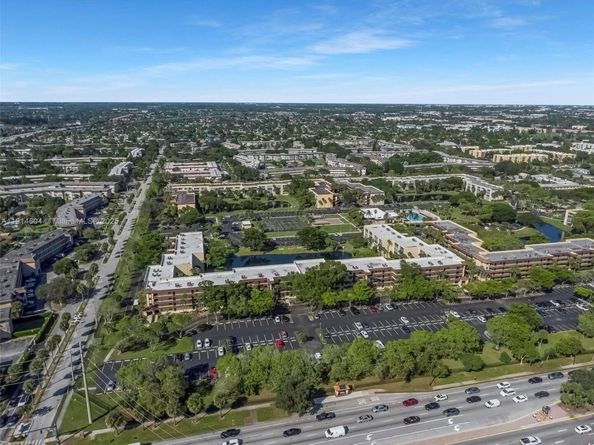 3141 NW 47th Ter 118, Lauderdale Lakes FL 33319