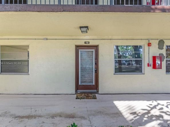 3141 NW 47th Ter 118, Lauderdale Lakes FL 33319