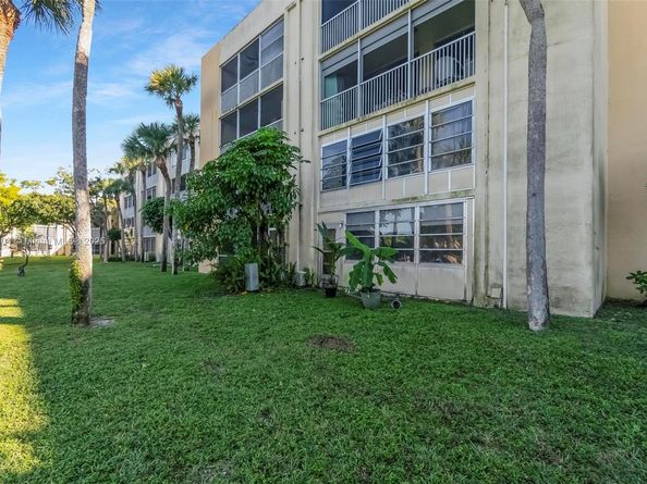 3141 NW 47th Ter 118, Lauderdale Lakes FL 33319