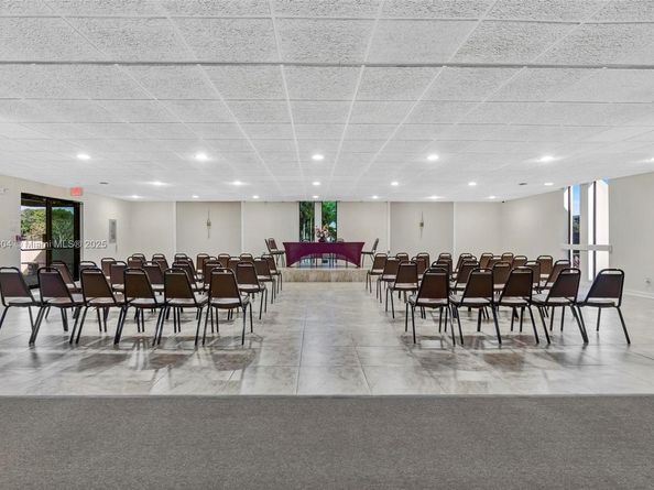 3141 NW 47th Ter 118, Lauderdale Lakes FL 33319