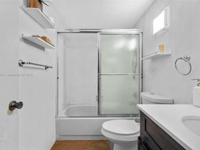 3141 NW 47th Ter 118, Lauderdale Lakes FL 33319