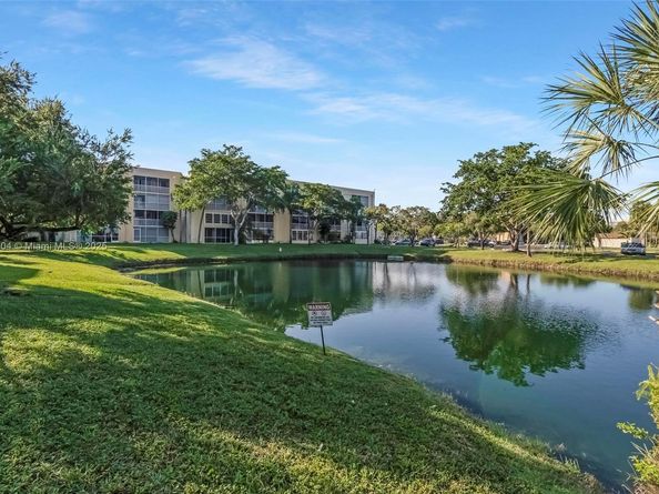 3141 NW 47th Ter 118, Lauderdale Lakes FL 33319