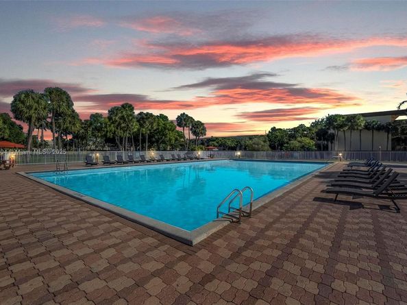 3141 NW 47th Ter 118, Lauderdale Lakes FL 33319