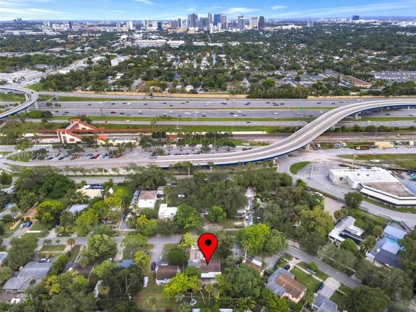 139 SW 21st Way, Fort Lauderdale FL 33312