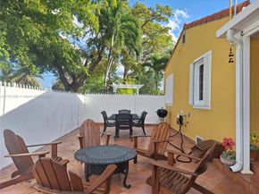 3001 NW 3rd St, Miami FL 33125