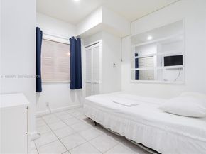 1922 Garfield St, Hollywood FL 33020