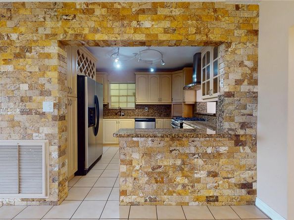 6051 SW 110th Ave, Miami FL 33173