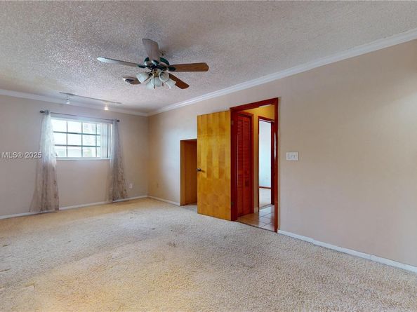 6051 SW 110th Ave, Miami FL 33173