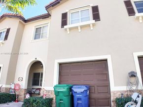 8884 SW 220th Ln, Cutler Bay FL 33190