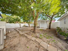 2260 NW 86th Ter, Miami FL 33147