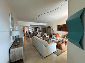 Undisclosed Address #A11788263, Fort Lauderdale FL 33305
