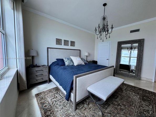 Undisclosed Address #A11788263, Fort Lauderdale FL 33305