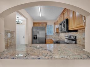 2780 W 76th St 203, Hialeah FL 33016