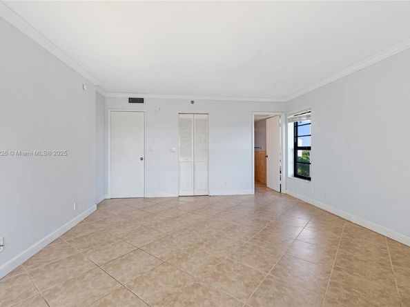 2206 S Cypress Bend Dr 801, Pompano Beach FL 33069