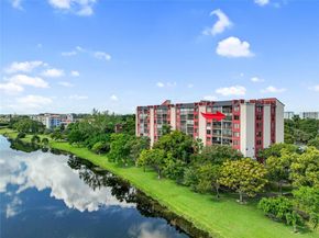 2206 S Cypress Bend Dr 801, Pompano Beach FL 33069