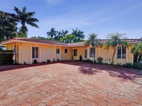 2 NE 160th St, Miami FL 33162