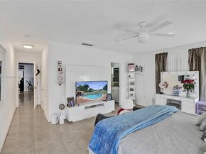 2 NE 160th St, Miami FL 33162