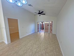 10019 SW 222nd St, Cutler Bay FL 33190