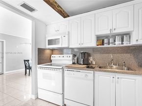 Undisclosed Address #A11960728, Aventura FL 33180