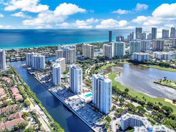 Undisclosed Address #A11960728, Aventura FL 33180