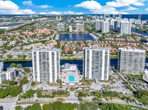 Undisclosed Address #A11960728, Aventura FL 33180