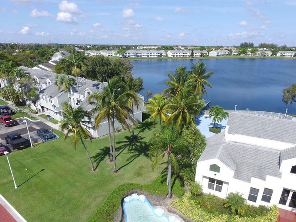 3453 NW 44th St 201, Oakland Park FL 33309