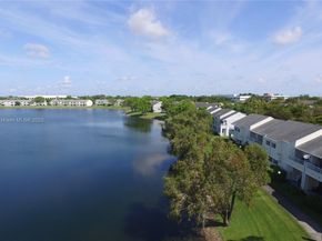 3453 NW 44th St 201, Oakland Park FL 33309