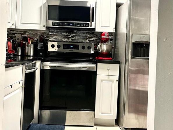 14020 SW 91st Ter 14020, Miami FL 33186