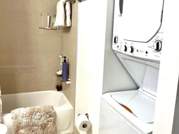 14020 SW 91st Ter 14020, Miami FL 33186