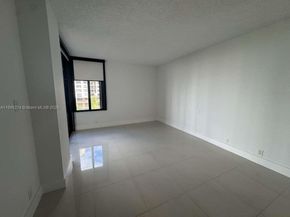 520 Brickell Key Dr A802, Miami FL 33131