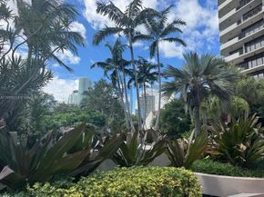 520 Brickell Key Dr A802, Miami FL 33131
