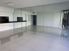 520 Brickell Key Dr A802, Miami FL 33131