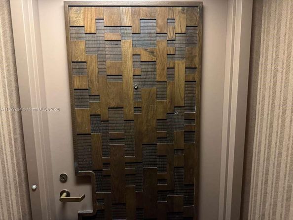 520 Brickell Key Dr A802, Miami FL 33131